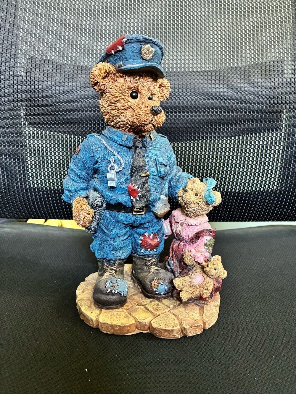VTG Boyds Bears "Sgt. O'Beara with Ali and Friends...Everyday Hero" 2000